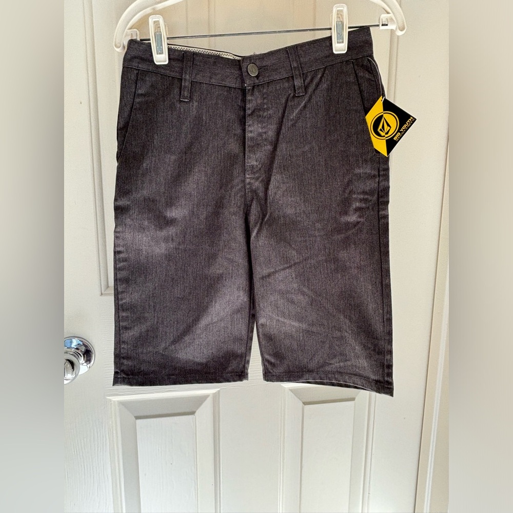 Volcom Shorts - Boys -  size 14 - NEW